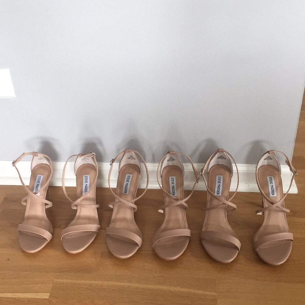 Steve Madden “Feliz” > Natural > Sizes 6.5, 8.5, 9